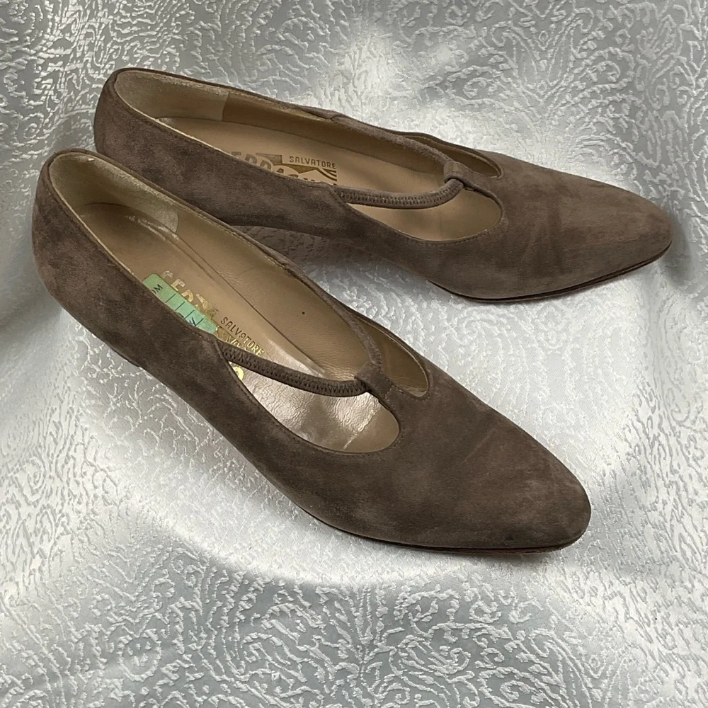 Salvatore Ferragamo chic tan